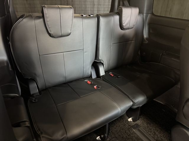 ☆運転席側3列目シート