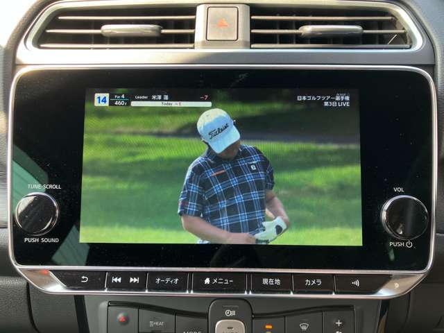 走行中のTV視聴も可能です(^^♪ 運転者の方は注視しての運転はお控えください_(._.)_