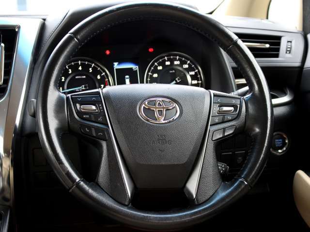 当店の車両は全車走行メーターチェック済です！当たり前ですが、正常な車両のみ展示販売をしております！カーセブンなら初めての車選びでも安心です！