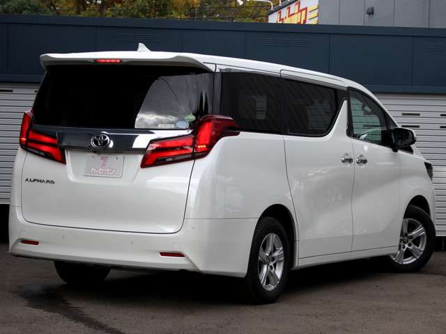 別途有料保証をご用意しております！2年間、3年間、走行距離無制限保証！当店スタッフが細かくご説明をさせていただきます！