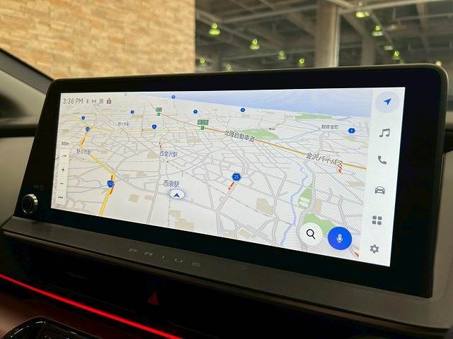 【純正メーカーナビ】装備でフルセグTV視聴やBluetooth等充実装備。