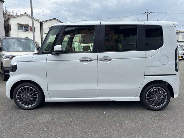 ★全国トップレベルのアフターサービス★　　★年間車検生産台数全国3位（年間6000台）！単店保険加入実績8000件！ブリジストンタイヤ販売数全国1位！お車販売後も高品質なサービスでお客様をサポートいたします★