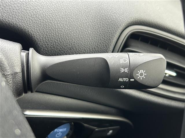 気になる車はすぐにお問い合わせください！右のカーセンサー専用無料ダイヤルから、専門スタッフがお車のご質問にお答えいたします！
