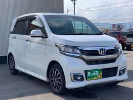 お車の車検・オイル交換・修理・鈑金塗装・ガラス修理・デントリペア・ボディコーティングなども幅広く対応しております。その際は無料で代車を貸し出し致します。車の事は何でもお任せください！