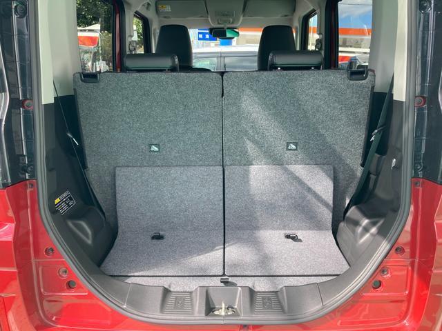 【ラゲッジルーム】4人＋荷物の場合。普段のお買いの荷物も十分載ります☆