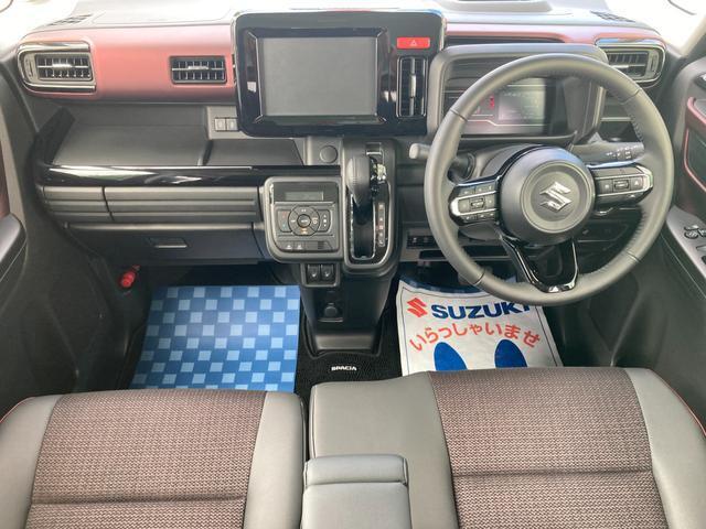 【室内】黒を基調とした落ち着いた室内です☆