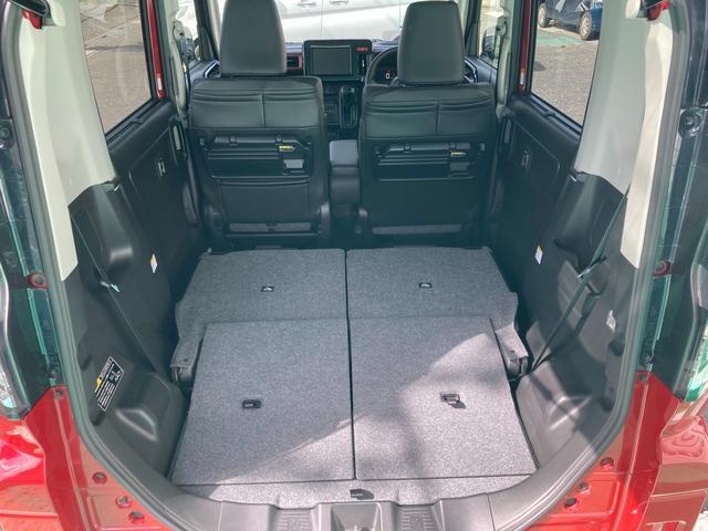 【ラゲッジルーム】2人＋とっても大きい荷物も積載可能！！