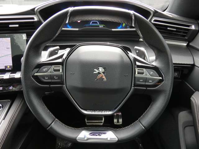 お忙しく実車確認できないお客様にも安心してご購入頂けるクオリティを目指しております。全国のプジョーディーラーで保証が受けられます。