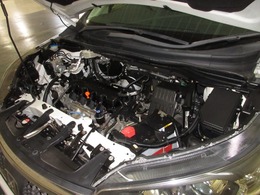 内装、外装、エンジンルームの隅ずみまでクリーニングを実施してお渡しします！プロが仕上げをしましたからピッカピカですよ～！点検整備もきっちり実施いたします。