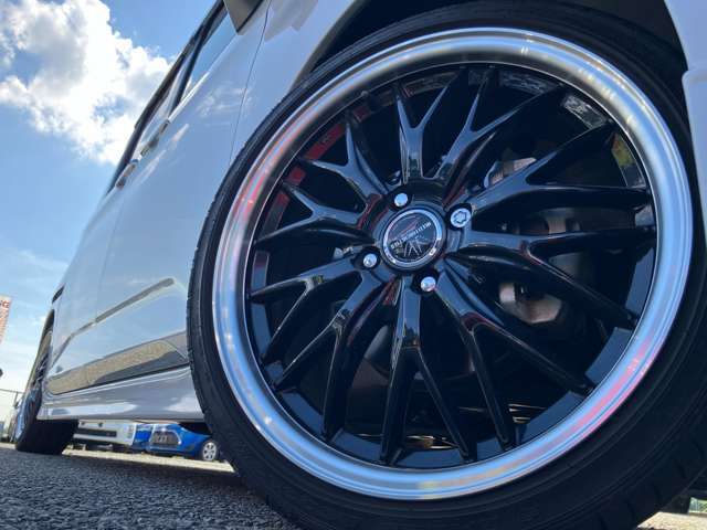 マルチフォルケッタ17インチアルミホイール！！