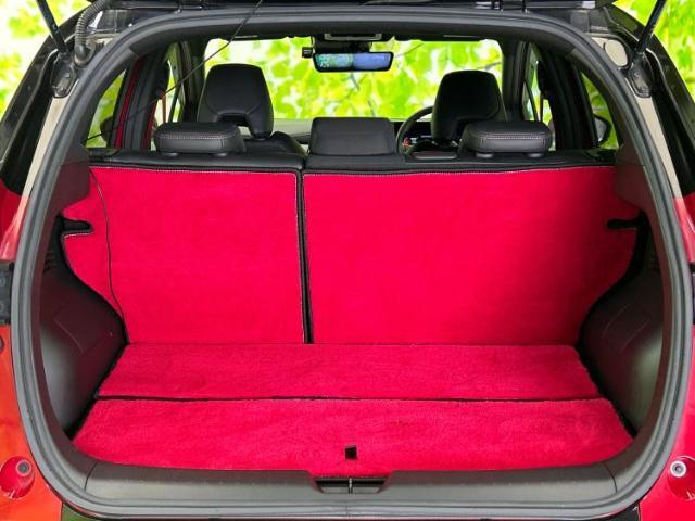 WECARS（ウィーカーズ）は全国250店舗展開！作業の都合上、車両をご覧頂けない場合がございます。来店前にお問合せ下さい