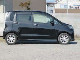 SDナビ/地デジ/Bluetooth接続できます。バックカメラ付き！