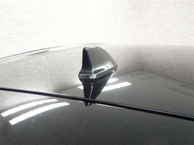 低燃費で環境にもやさしいハイブリッド車です。トヨタ専用診断機器でハイブリッドシステムを綿密に点検してあります！