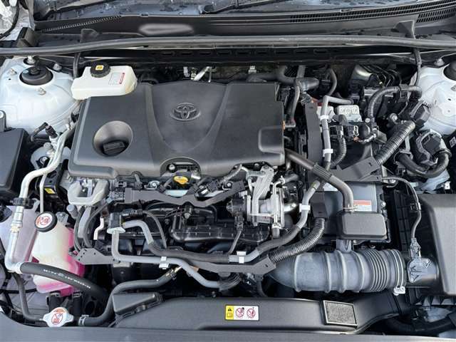 主な装備は、トヨタセーフティセンス、カーナビ、バックモニター、エンジンスターター、ETC、寒冷地仕様となっております。