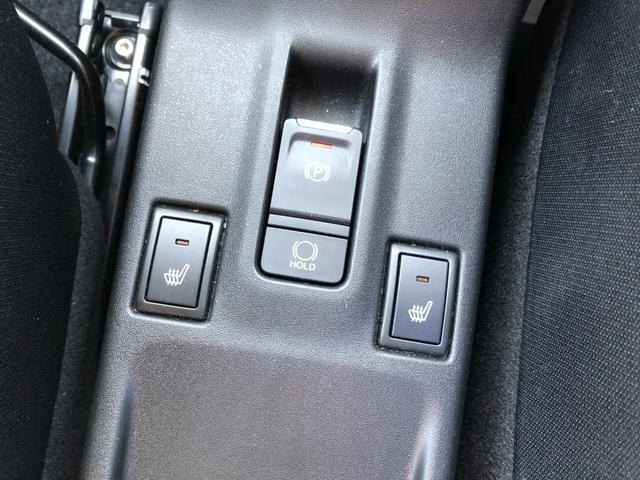 電動パーキングブレーキを搭載☆