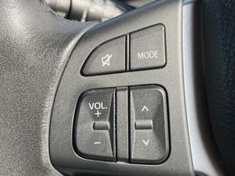 【ステアリングスイッチ】運転中、前方から目線をそらすことなく、オーディオ等の操作が可能な便利機能！安心＆快適なドライブを演出してくれます♪