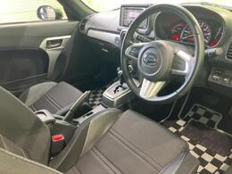 「この車の写真をもっと見たい」「状態が気になる」「この装備はついている？」どんな小さな疑問でもお気軽にお問い合わせください！