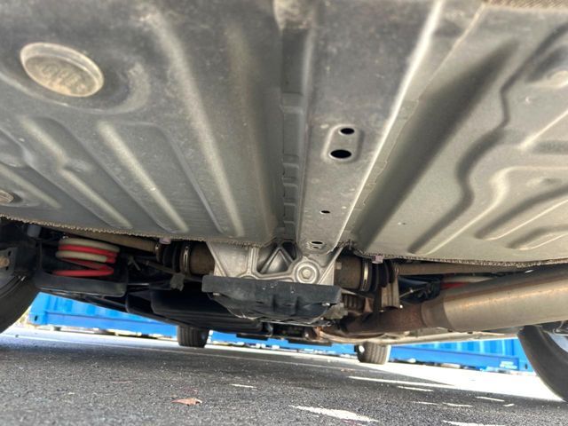 下回りがきれいなうちに、防錆加工の施工がオススメ。降雪地域はもちろん、沿岸部にお住いの方や、趣味でマリン・ウィンタースポーツをされる方にご好評いただいております。