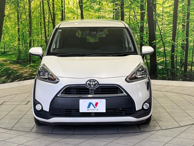 弊社では、全車『修復歴なし』のお車のみ取り扱っております。専任バイヤーによる厳選した仕入れの後、入庫後の車両チェックを行い、ネクステージが認定した高品質な中古車をご提供しております。