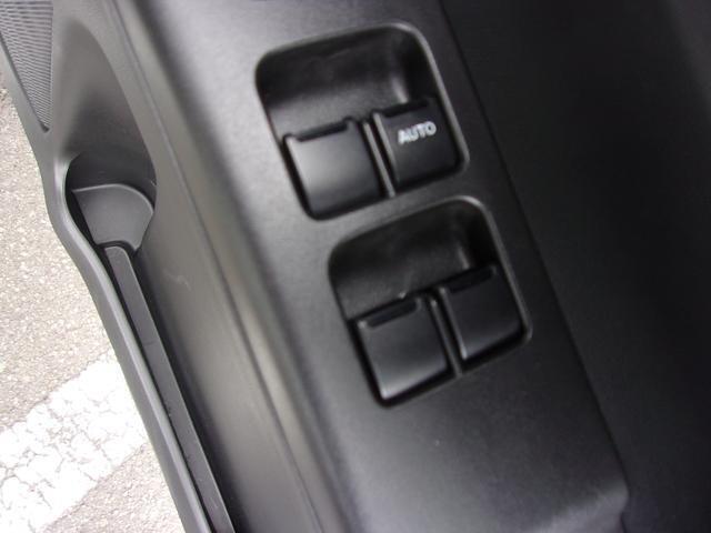 大きなスズキの看板が目印！！