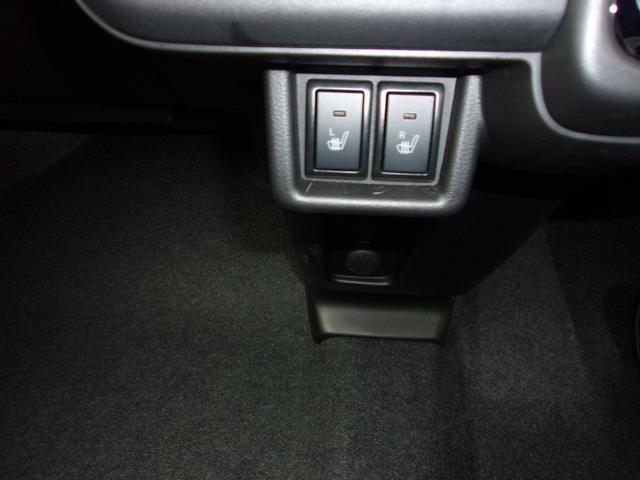 ご購入後も安心　全車保証付のお車を取り揃えております！お車を見て触って比べて頂けます。