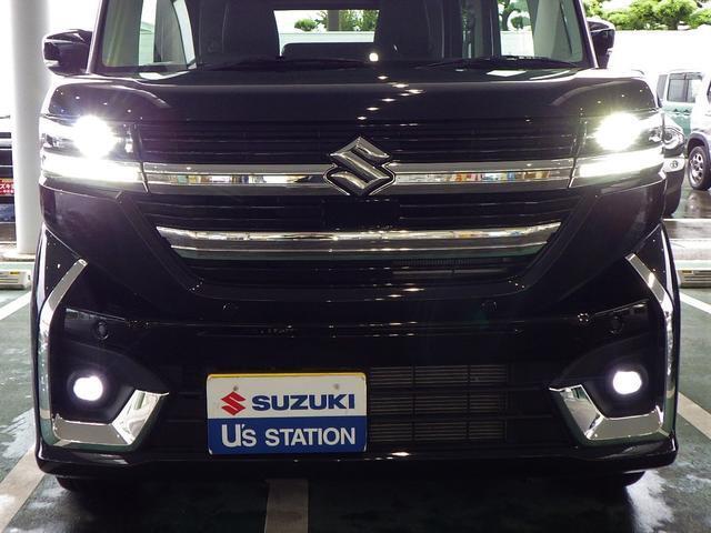 明るく省電力なLEDヘッドランプ/LEDポジションランプ/LEDフロントフォグランプにオートライトも標準装備です。