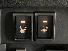 【シートヒーター】寒い日に重宝するシートヒーター！エアコンより早く温まってくれるので寒がりの人も安心ですね♪エアコンの温風は乾燥するから苦手、という方にもをおすすめです。