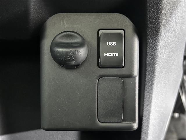 【運転席操作部】快適なドライブを楽しむための機能が装備されています！運転席から触れるので、使いやすいです！除菌プランいれていただくと、さらに清潔で安心していただけます！