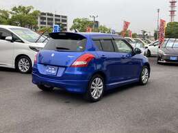 【原川鈑金塗装工場】西日本最大級の自社運営の鈑金塗装工場を完備しております。熟練の技術者が多数在籍し、一般修理や事故修理にも専門のスタッフがしっかり対応しますので安心です。