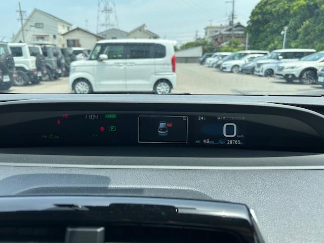 【スピードメーター】メーターがシンプルで見やすく運転しやすいですね！