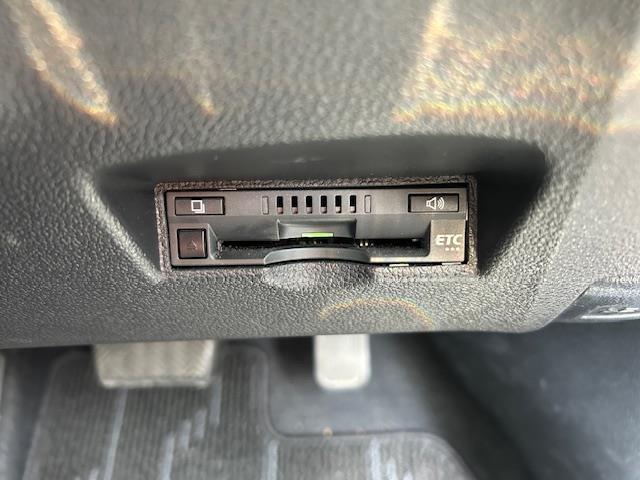 【ETC車載器】高速走行もスムーズにお支払いが可能！セットアップも当社で可能です♪