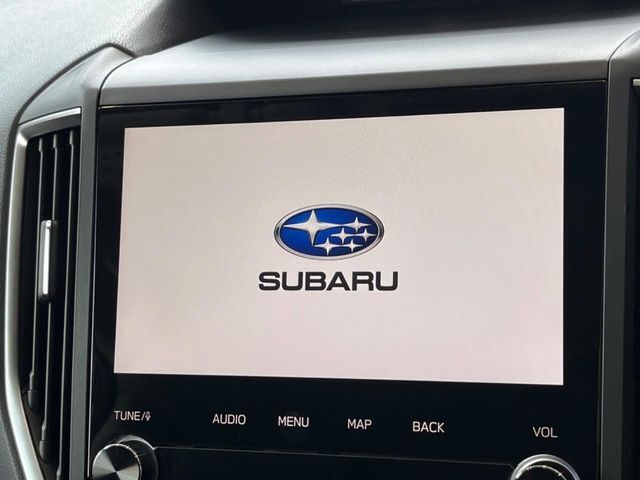 【純正ナビ】人気の純正ナビを装備。オーディオ機能も充実しており、Bluetooth接続すればお持ちのスマホやMP3プレイヤーの音楽を再生可能！毎日の運転がさらに楽しくなります！！