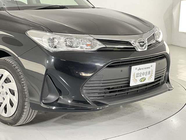 当店では仕入れた車両を撮影スタジオ完備の商品管理センターにて室内クリーニングや外装の磨き施工等、徹底した商品車仕上げを行っております。