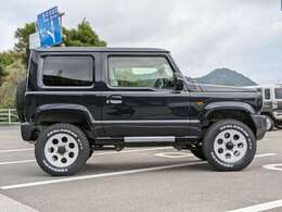 ジムニーをはじめとするカスタムパーツの販売を中心に、新車・中古車販売など、様々なサービスを展開しております。