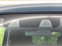 【スズキ　セーフティサポート】走行中に前方の車両等を認識し、衝突しそうな時は警報とブレーキで衝突回避と被害軽減をアシスト。より安全にドライブをお楽しみいただけます。
