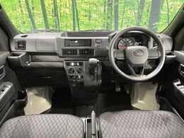 グループ総在庫数約30，000台！！全国の系列店からメーカー・車種問わずご紹介出来るので、あなたにピッタリのお車が見つかるはずです♪まずはお問い合わせ下さい☆