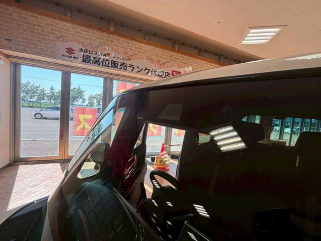 レーダーで危険を感知！衝突防止機能つき！