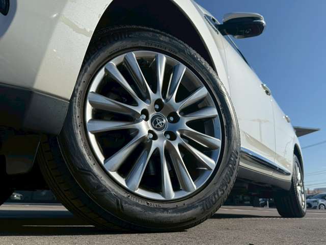 【タイヤ交換もお任せください！！】当店ではタイヤ交換、エアー調整も行っております！お声がけください♪