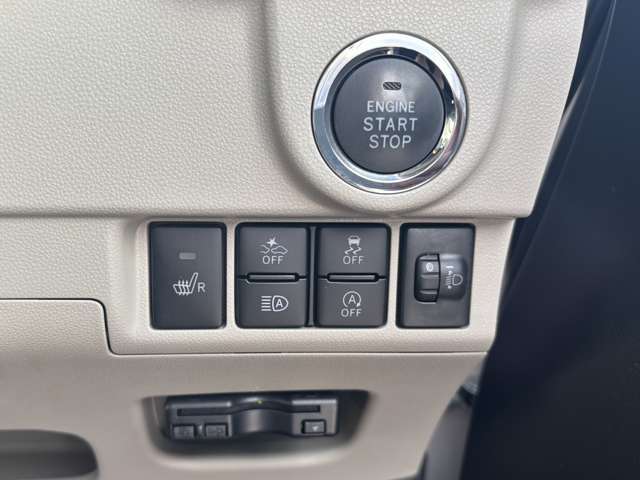 運転席周りの操作スイッチ類です！【シートヒーター】【衝突軽減ブレーキ】【横滑り防止装置】【オートハイビーム】【アイドリングストップ】等…