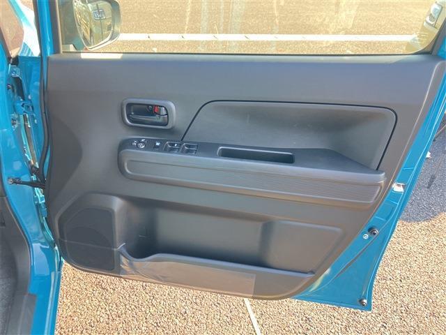 【親切・丁寧な接客】お車のご購入が初めての方・知識が少なく不安な方にも安心していただけるように専門スタッフがしっかりとサポートいたします♪
