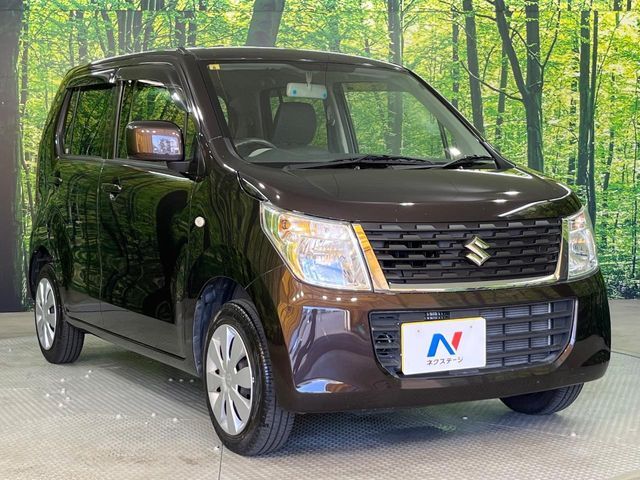 大好評のボディコーティング「弾スプラッシュコート」もご納車までに施工可能。通常のガラスコートと異なる、耐久年数6年の無機質ガラスコーティングが、ボディをキレイな状態に保ってくれます。