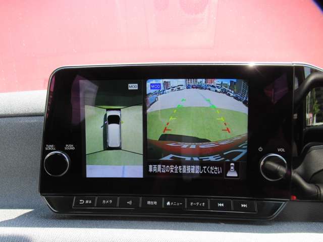 アラウンドビューモニター付きですので、車庫入れも楽々です。