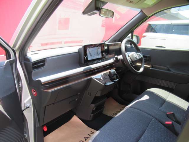 ご納車前にスタッフが入念に清掃し気持ちよく乗り出せるように致します。