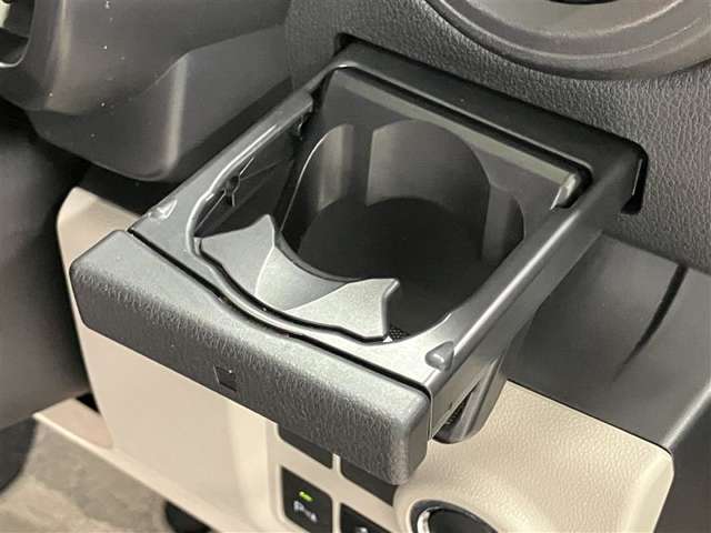 使いやすいドリンクホルダーです。