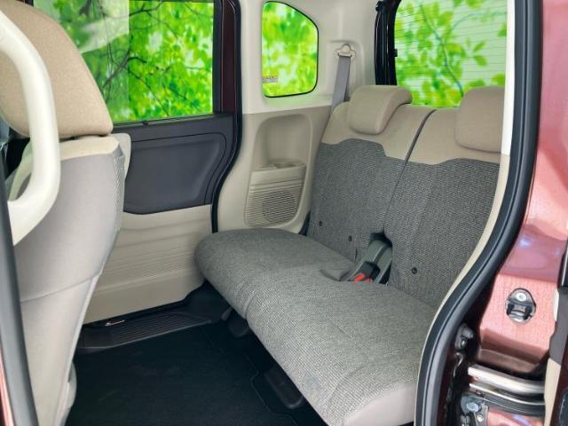 WECARSでは各商談席に大型モニターをご用意しております！見やすい大画面でゆったりと全国の在庫をご覧いただけます！是非ご来店お待ちしております！