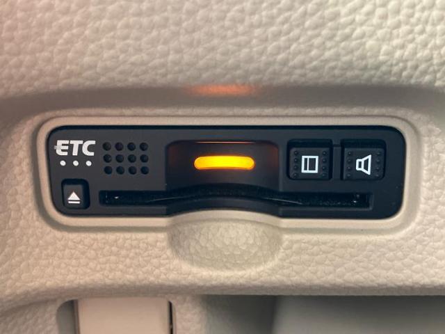 お車に合わせて無料保証以外にも、保証範囲、期間、距離を拡充させた有料保証もご用意しております！中古車の購入が初めてで不安・・・というお客様もご安心ください！