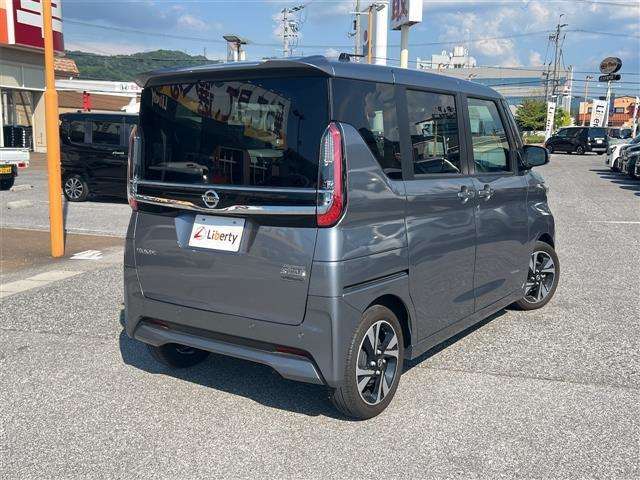 ■□■□■ 登録（届出）済未使用車はノルマ達成のために作られた走行100km未満、かつ初度登録または初度届出された車両でいわゆるアウトレット車です！■□■□■