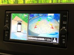 【アラウンドビューモニター】専用のカメラにより、上から見下ろしたような視点で360度クルマの周囲を確認することができます☆死角部分も確認しやすく、狭い場所での切り返しや駐車もスムーズに行えます。