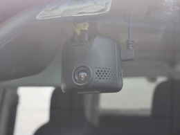 自分を守るのは自分の時代です！ドライブレコーダーは必需品ですね！使うことの無い事が良いのですが・・・