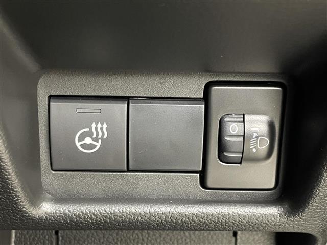 【運転席操作部】快適なドライブを楽しむための機能が装備されています！運転席から触れるので、使いやすいです！除菌プランいれていただくと、さらに清潔で安心していただけます！